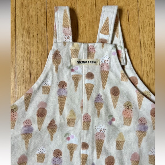 Buscando A Olivia Ice Cream Romper Overalls- 18-24m - Picture 4 of 6